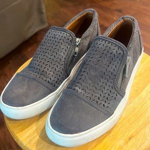 Report slip on’s with zipper accents. Dark gray size 8 Like New- worn once